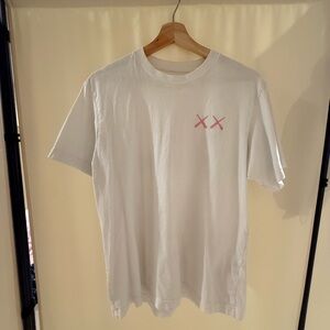 Uniqlo White Tee with Pink Accents